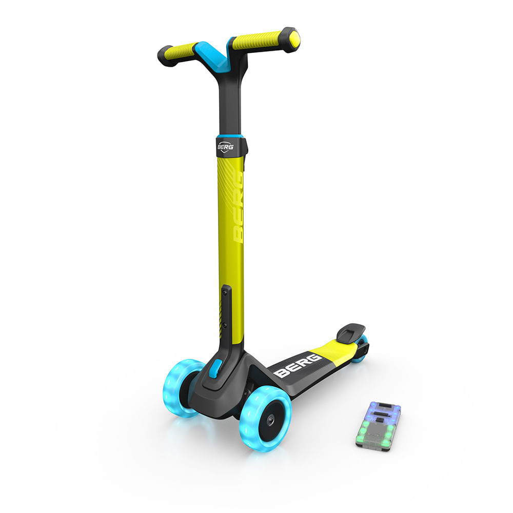 Scooter verde lima BERG Nexo con luz LED