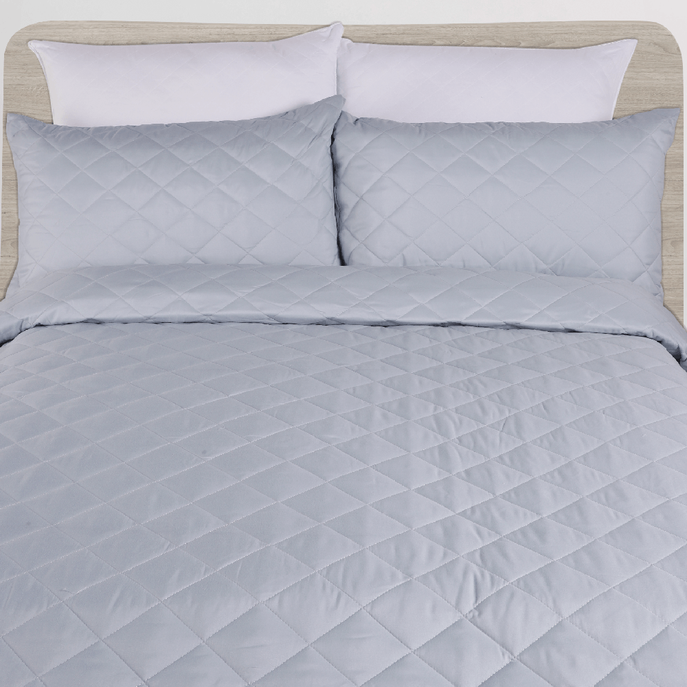 Cubrecama Detalles de poliéster diseño sólido