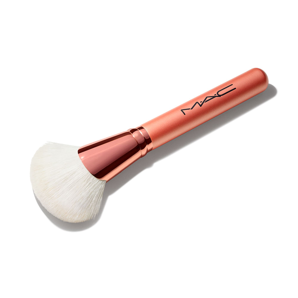 MAC BROCHA PARA BRONZER 143S