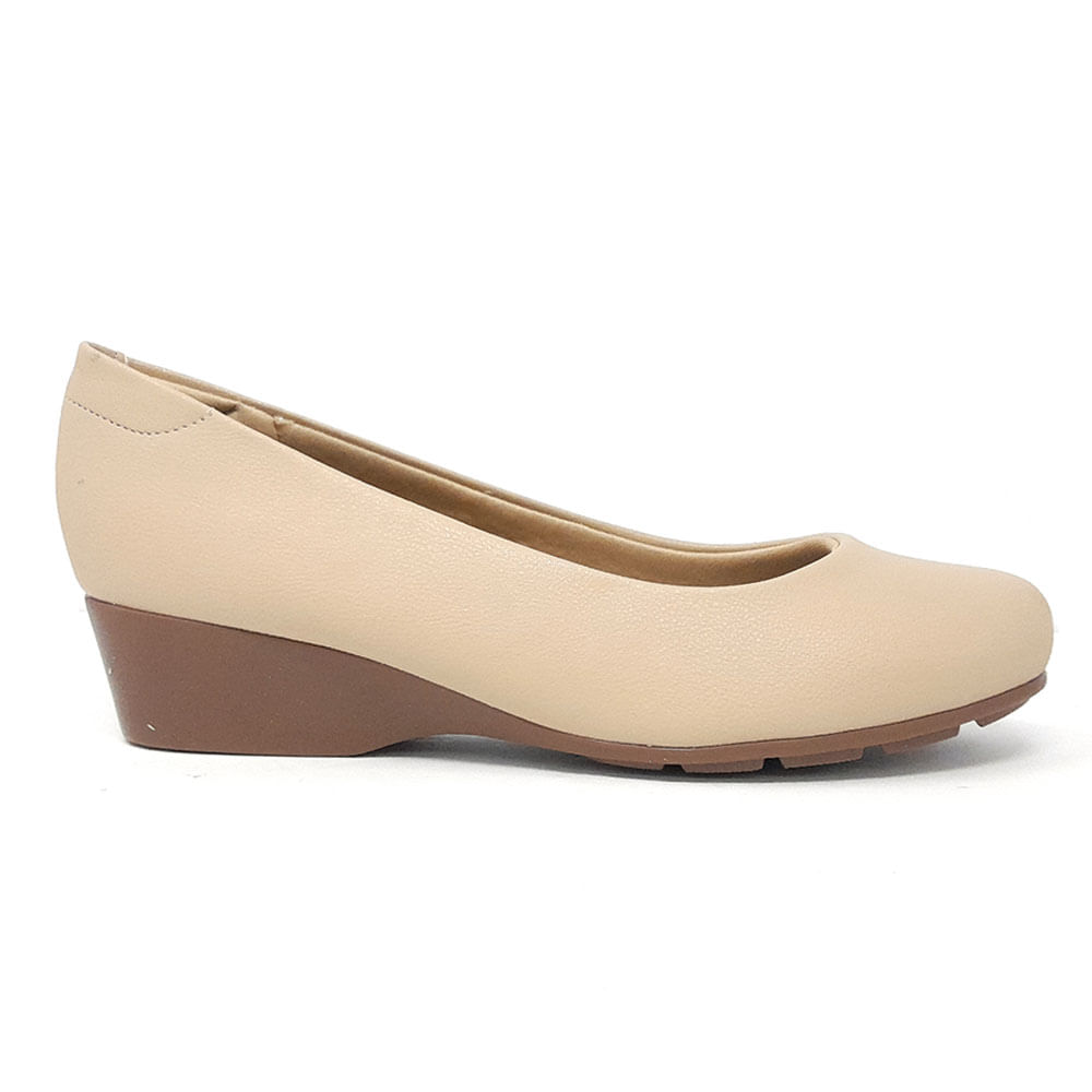 Zapato casual Nicolle color beige para dama