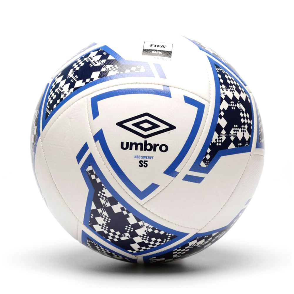 Balón de futbol blanco con azul #5 Umbro