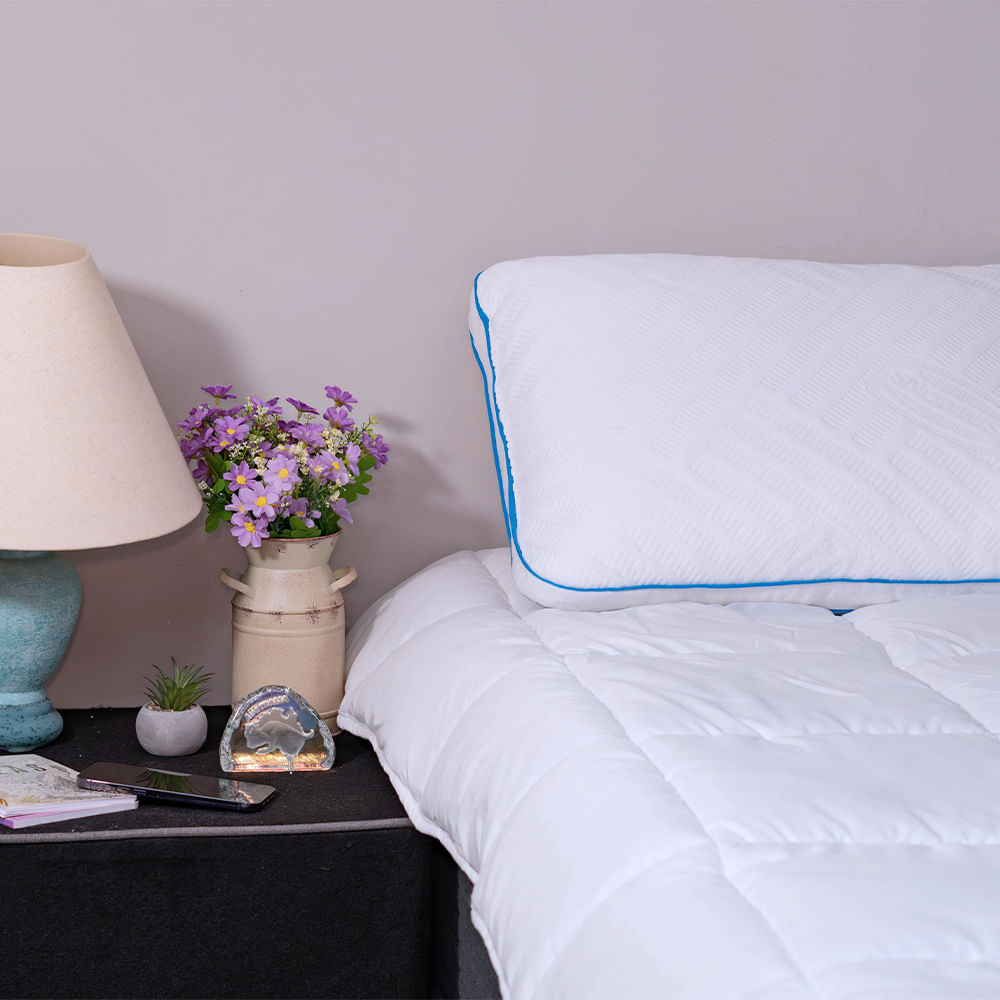 Almohada memory foam suave con tecnología air cool