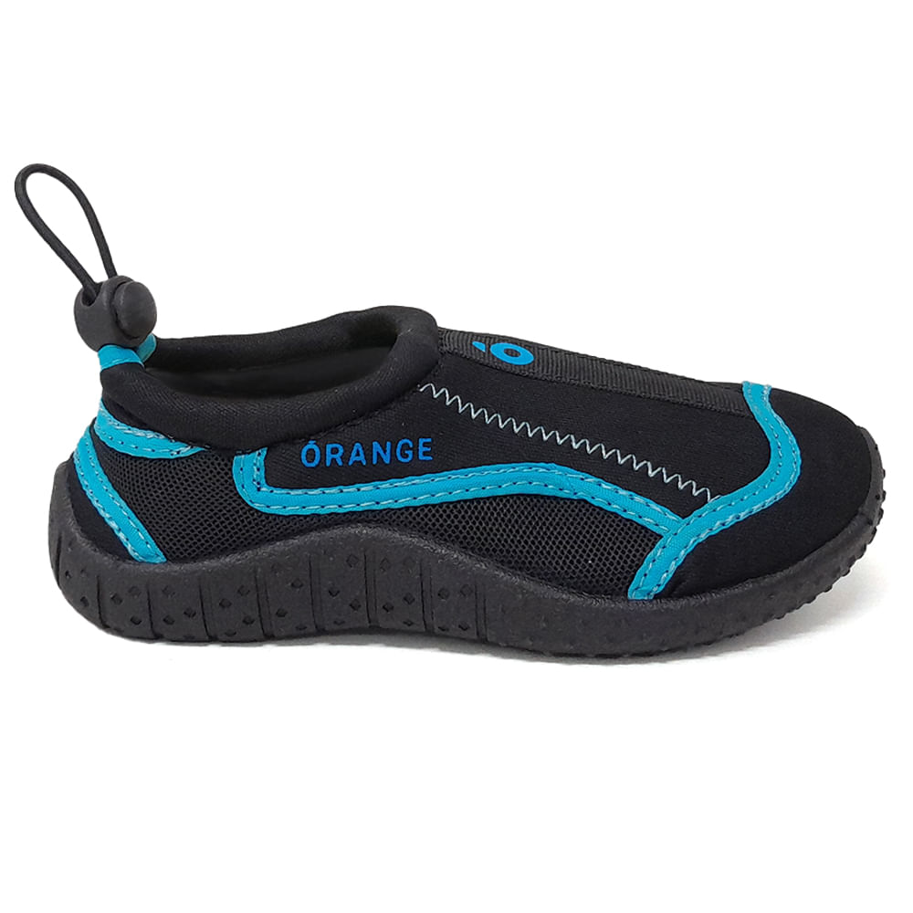 Zapato acuático Orange design color negro para niño