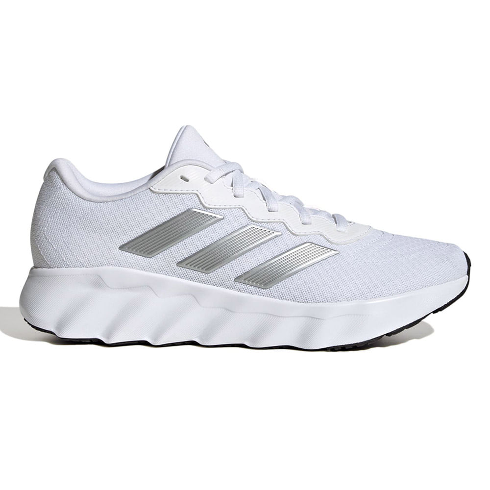 Zapato Adidas Switch Move deportivo color blanco para mujer