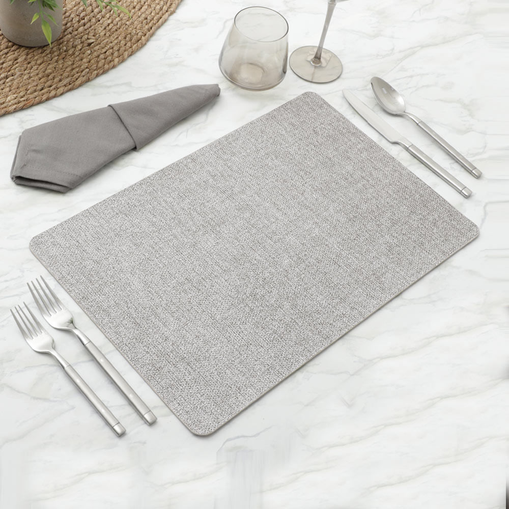 Individual rectangular de poliuretano para mesa 45x30 cm