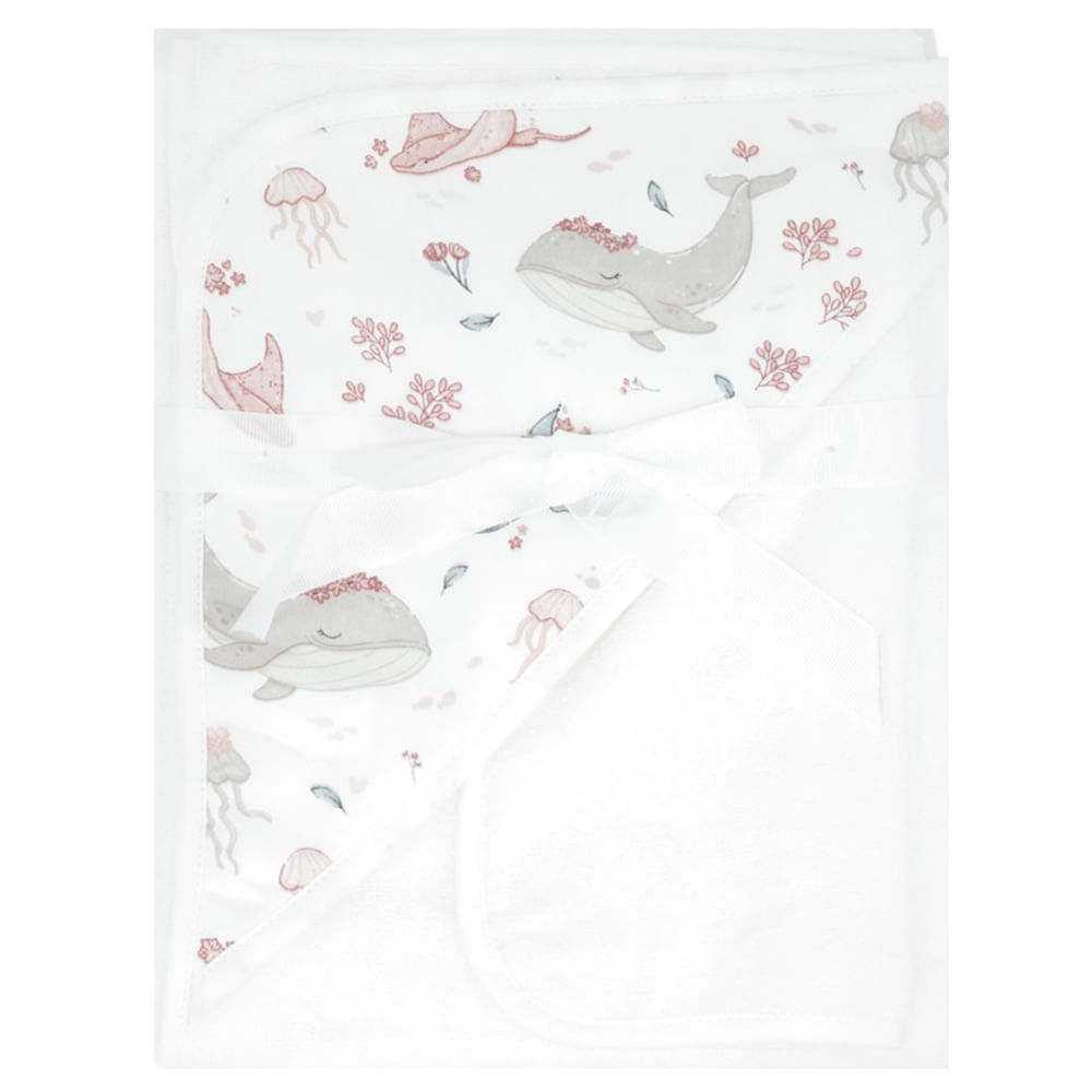 Toalla blanca para bebé