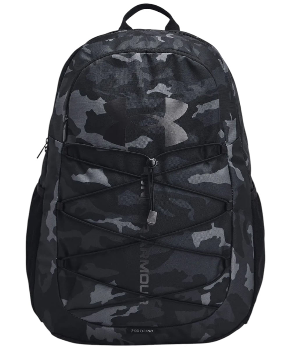 Mochila deportiva Under Armour negra camuflajeada