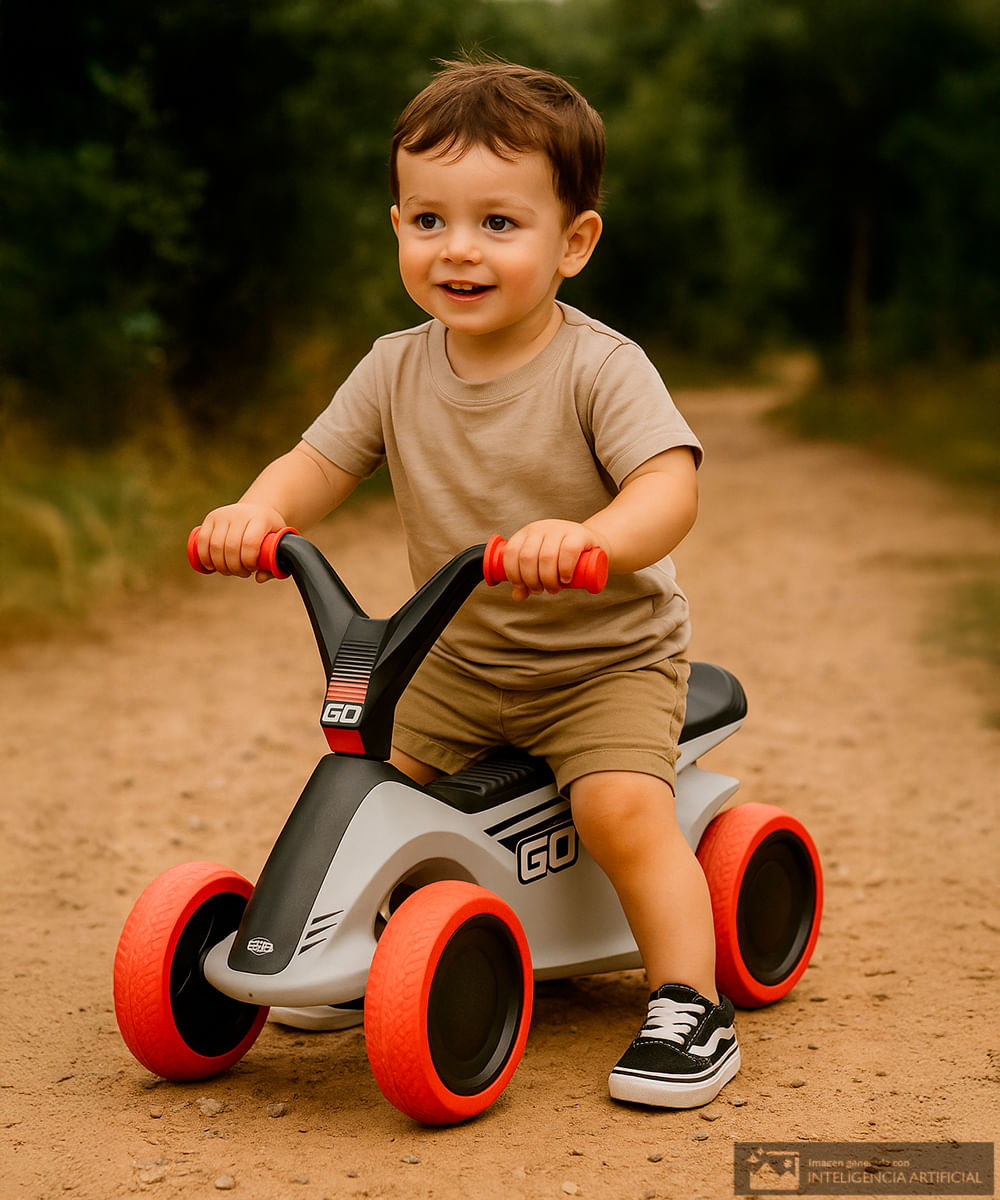 Carrito Sparx a pedal y correpasillo 2 en 1 Berg