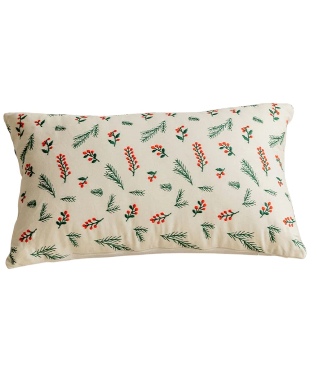 Cojín decorativo blanco con bordados de ramas de pino y bayas 30 x 50 cm