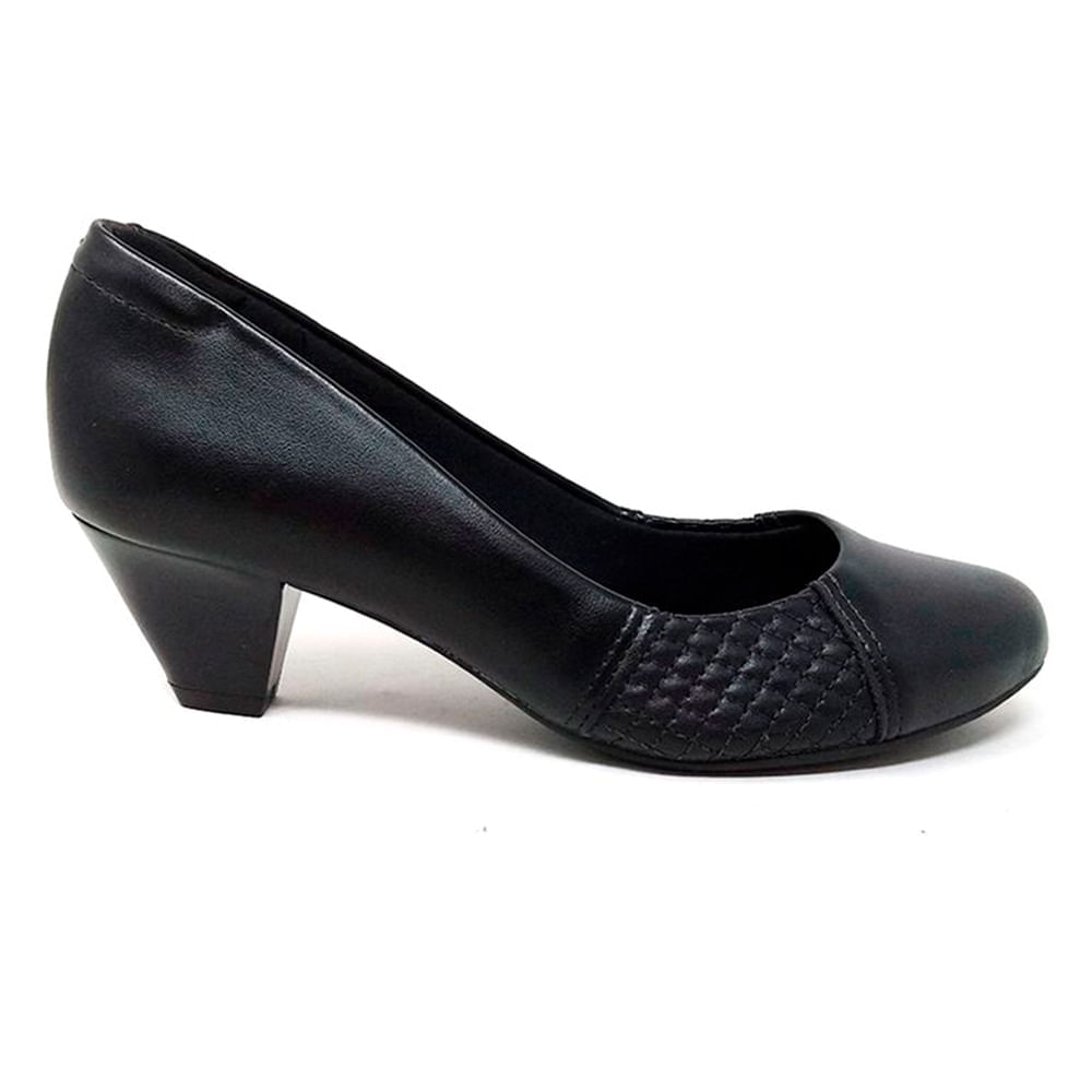 Zapato de vestir color negro de tacón para mujer