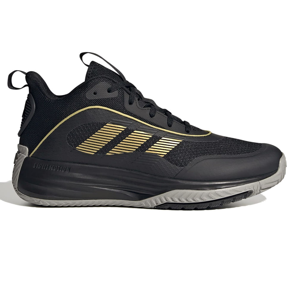 Zapato Adidas Own the Game 3 deportivo color negro para hombre