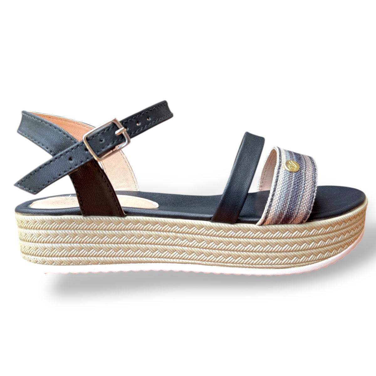 Sandalia casual Amara en color negro para dama