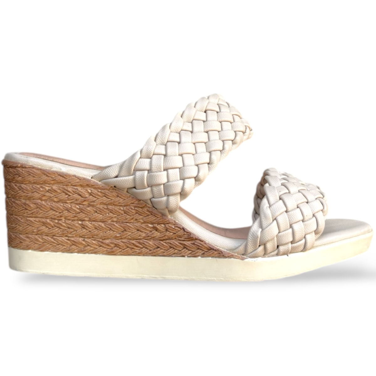 Sandalia casual Sarai en color beige para dama