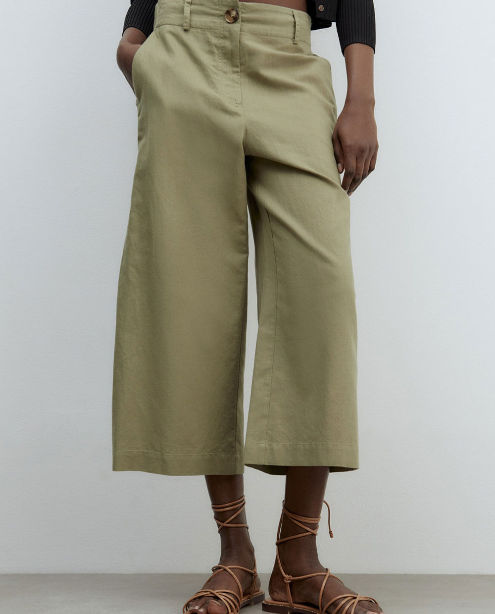 Pantalón Sfera culotte verde de cintura alta para mujer