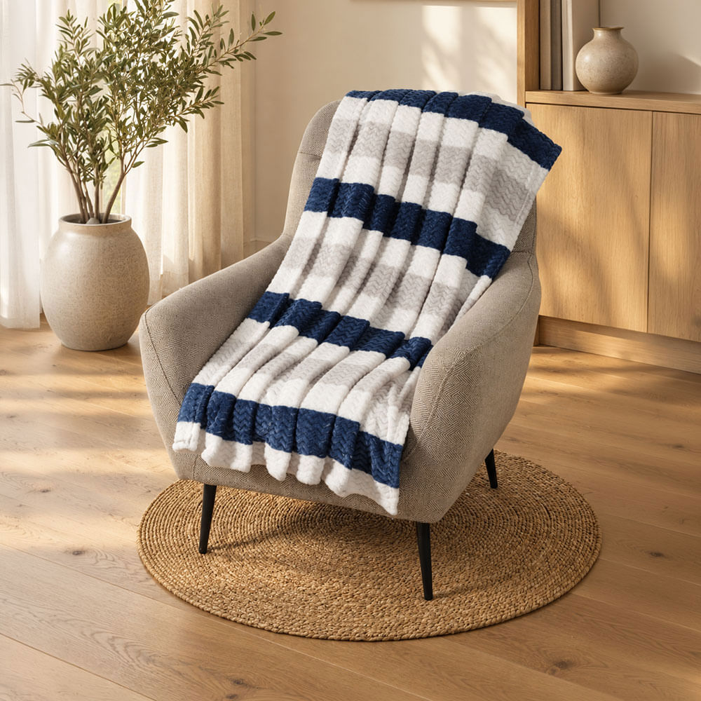 Frazada jacquard blanca y azul marino
