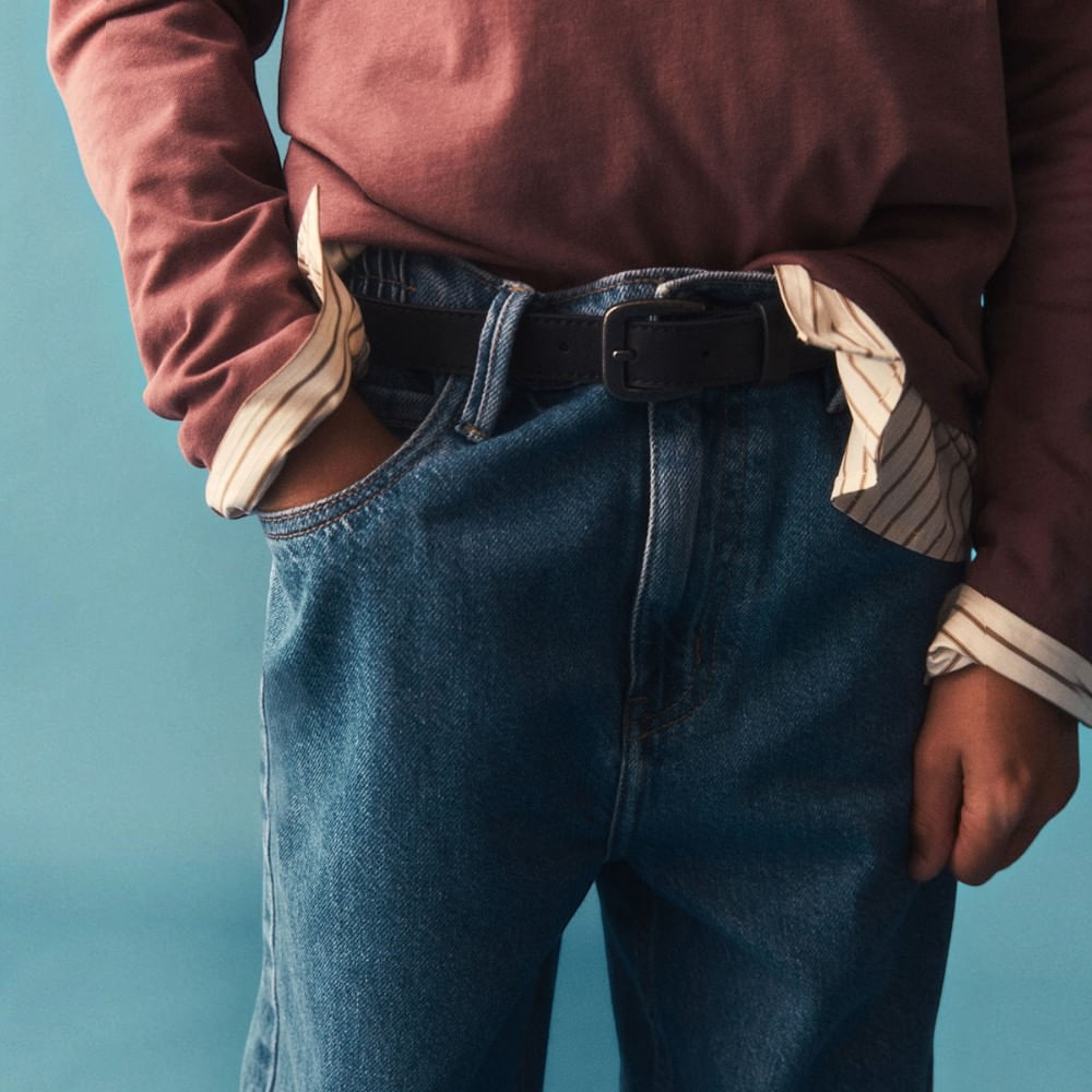 Cincho azul con hebilla metálica para niño